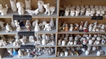 pottery figures