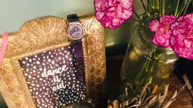 Homely bedside table