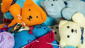 knitted teddies